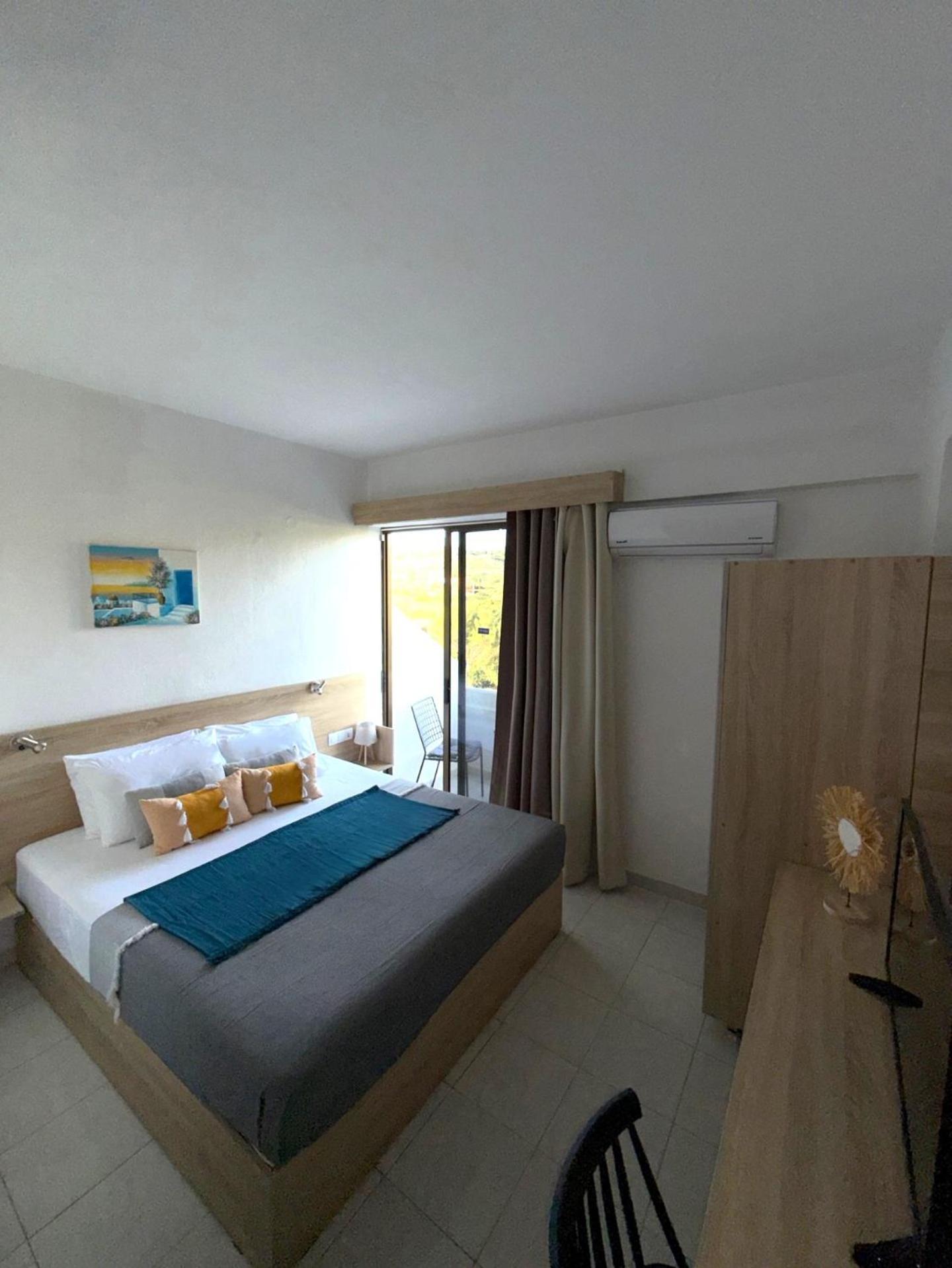 Otel Sotirakis